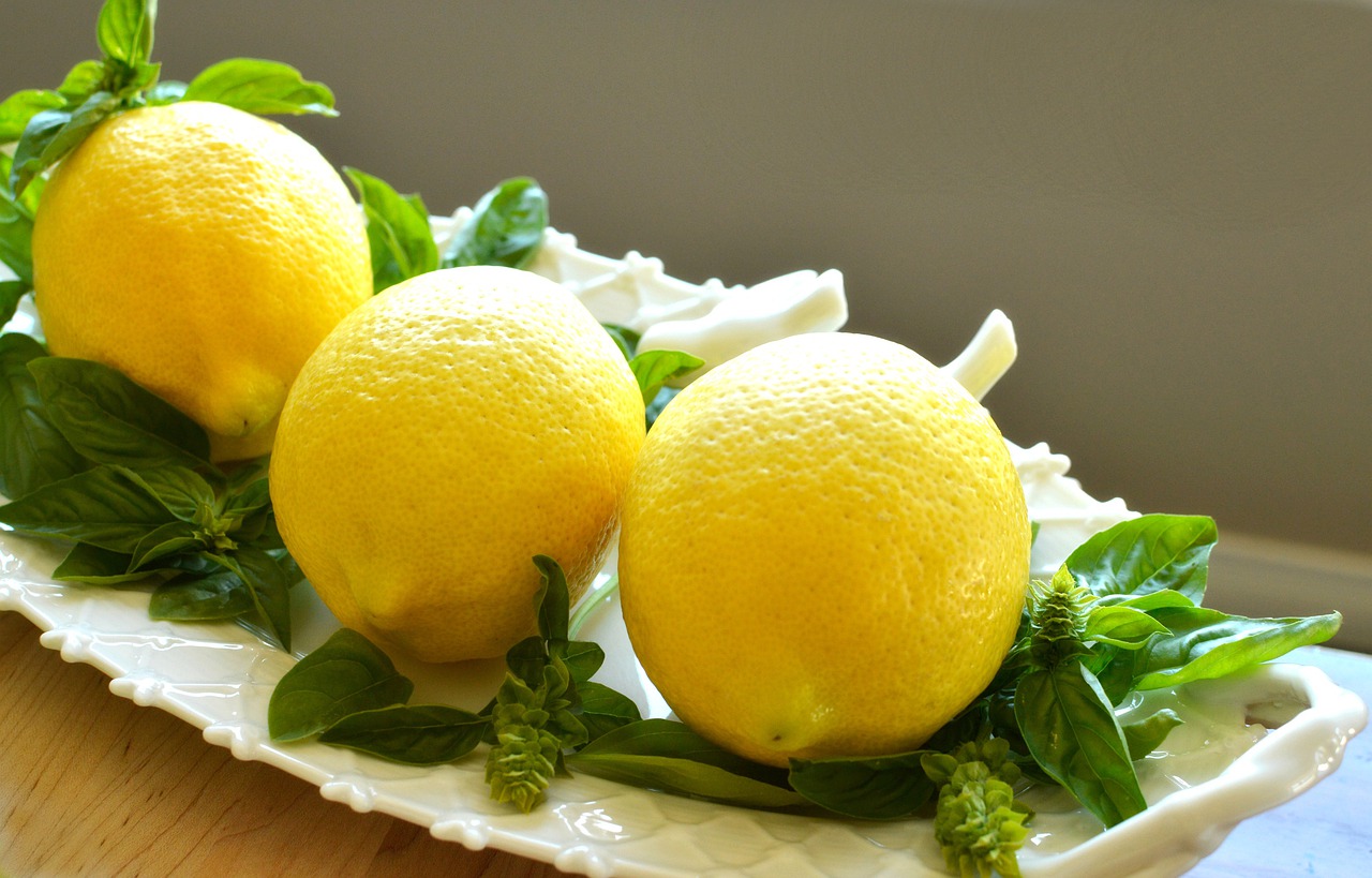 Lemon Nutrition Definition, Benefits, Facts, And More 2022