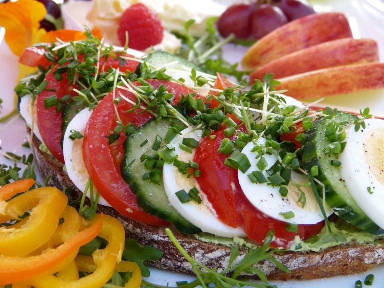 A Healthy Snack – Explanation, Work and Tips, Types, And More